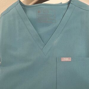 Figs hydrogreen top Catarina one pocket top medium